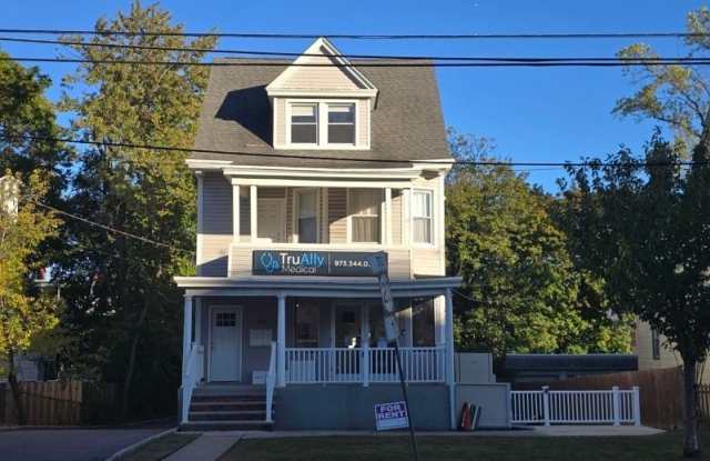 105 Main St photos photos