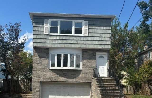 34 Warman St. photos photos