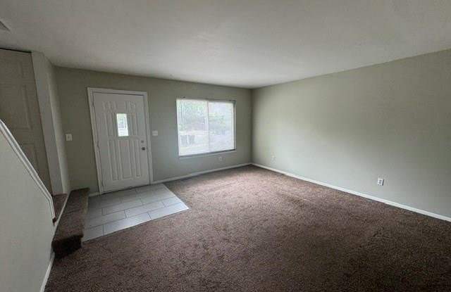 309 E Farnum Avenue Gallery 3