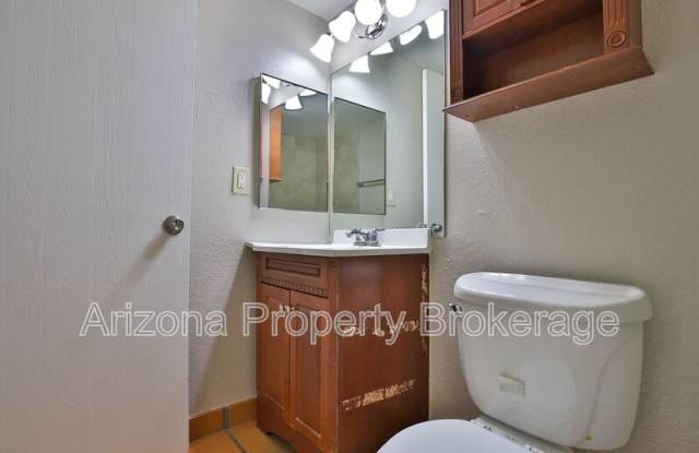 851 E. Cochise Dr. Gallery 4
