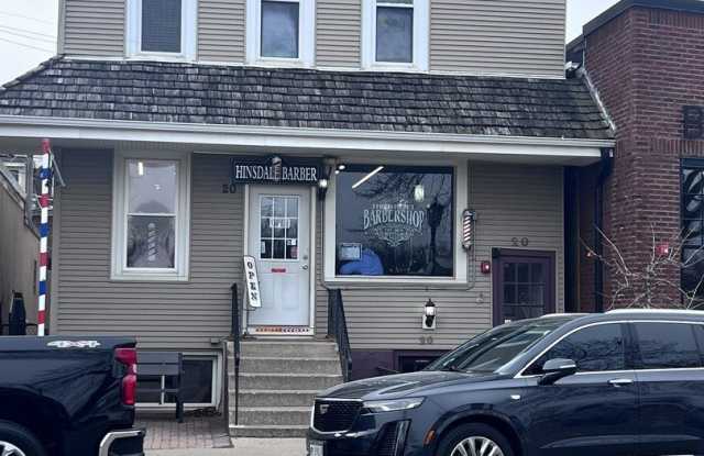 20 W Hinsdale Avenue unit: 2 photos photos