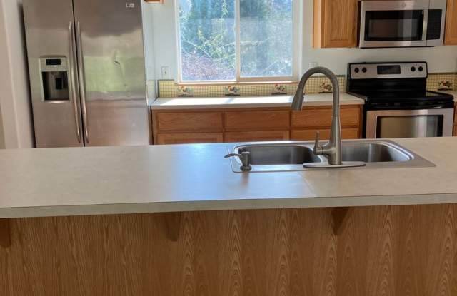 Lovely Rural Setting | 3 & 2 Single-Level Home between Newberg & Dundee photos photos