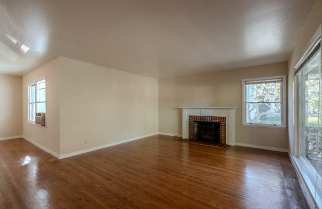1105 Marcussen Dr Gallery 3