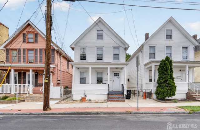 70 Pershing Avenue Gallery 1