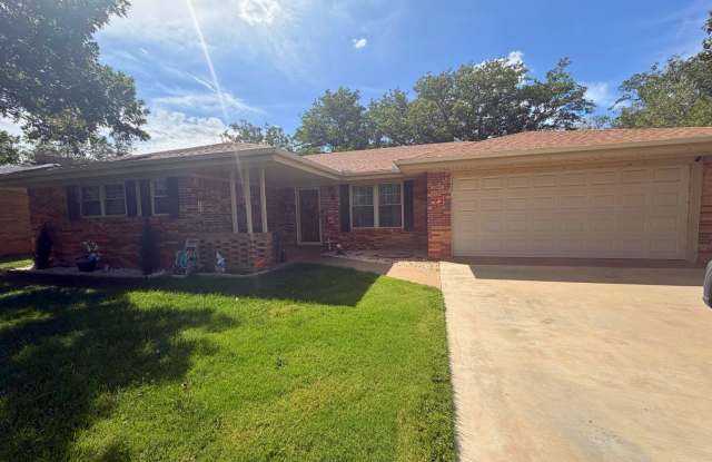 Fully Furnished Amarillo Home | Utilities + Wi-Fi Included | 3 Bed, 2 Bath photos photos