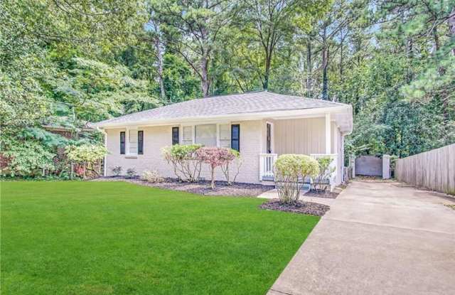 2702 Loghaven Drive NW Gallery 3