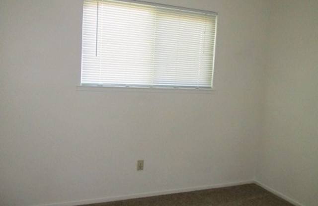 702 Woodlark Dr. Gallery 4