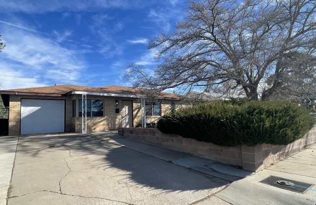 8415 Menaul Boulevard Northeast photos photos