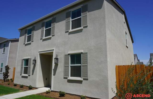 Move-In Ready New Construction – 4 Bed, 2.5 Bath, Solar-Powered, Pet-Friendly Gallery 3