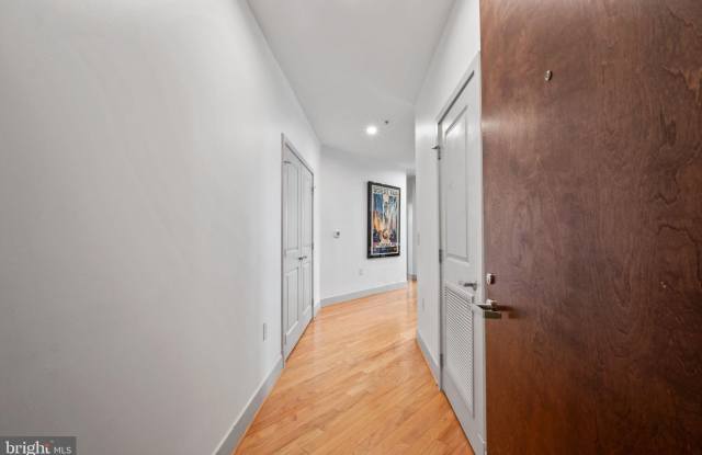 1800 WILSON Boulevard Gallery 3