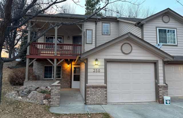 Beautiful 3-Level Corner Unit Condo with Garage photos photos