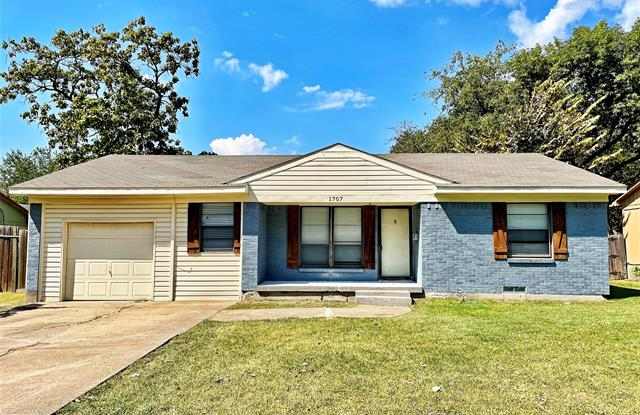 1707 Summit Street - 1707 Summit Street, Mesquite, TX 75149