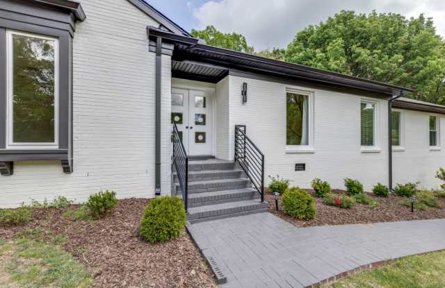 Renovated 3 Bed, 3 Bath Single Level Ranch w/ 2 Car Basement Garage and Amazing Views photos photos