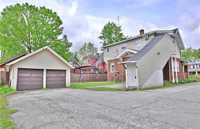 171 Woodbine Avenue SE Gallery 3