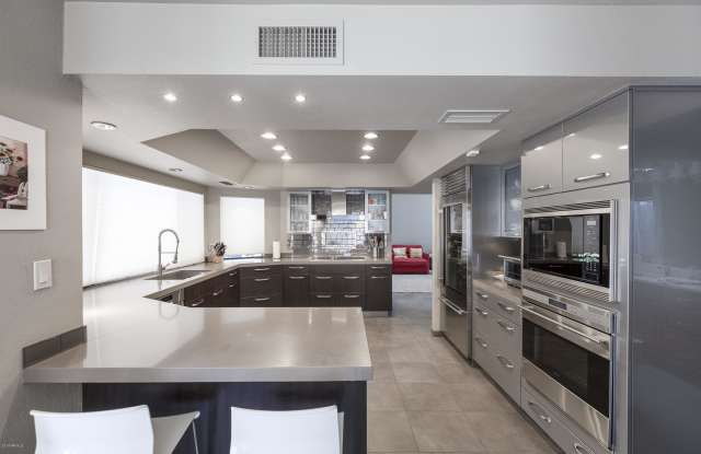 10633 E TERRA Drive Gallery 2