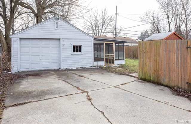 19126 COLORADO Street Gallery 4