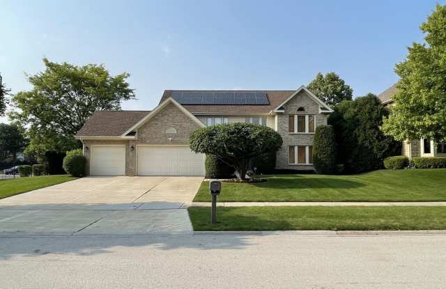 450 Foxford Drive photos photos