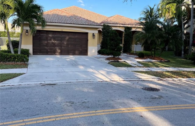 4118 Laurel Ridge Cir - 4118 Laurel Ridge Circle, Weston, FL 33331