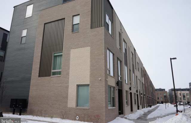 3130 PIERVIEW LANE photos photos