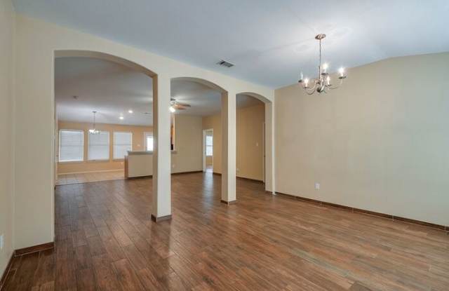 2110 Rose May Drive Gallery 3