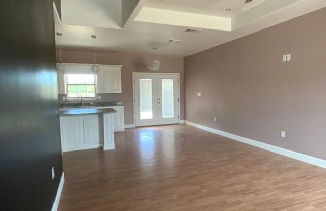 815 Alexander Dr Gallery 2