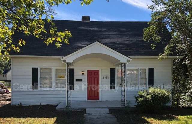801 W 2nd Ave - 801 West 2nd Avenue, Gastonia, NC 28052