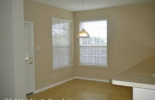 8923 Burnt Path Gallery 3