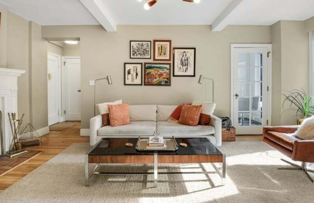 205 E 78th St Apt 7K - 205 East 78th Street, New York City, NY 10075