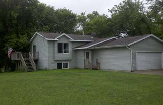 Spacious 3 Bedroom Home - 912 12 Street Northwest, Bemidji, MN 56601 Spacious 3 Bedroom Home - 912 12 Street Northwest, Bemidji, MN 56601