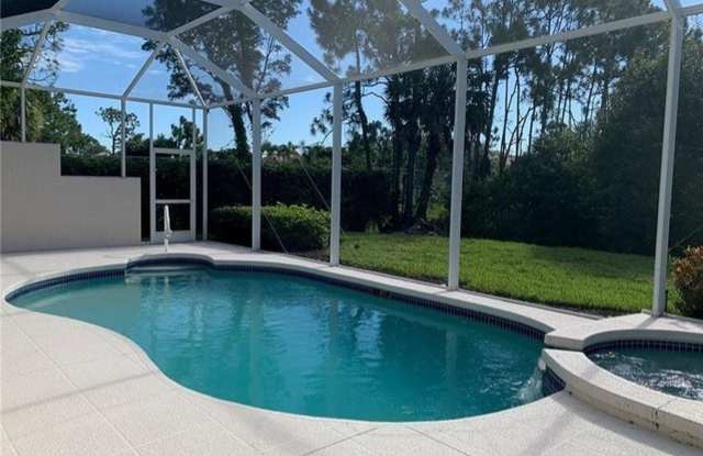 ** STUNNING POOL AND SPA HOME IN GLEN EDEN ON THE LAKES ** ANNUAL OR SEASONAL RENTAL ** Gallery 3