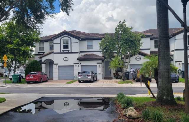 11476 NW 77th Lane, Doral, FL 33178 photos photos