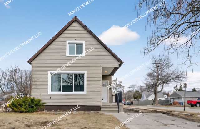 Completely Renovated 4-Bedroom Home in Warren! photos photos