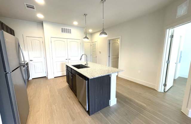 350 Star Ranch Boulevard North photos photos