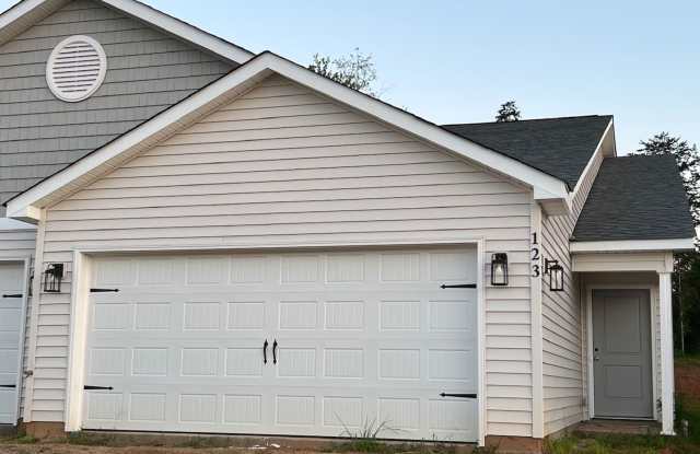 123 Brawley Villas Place Gallery 4