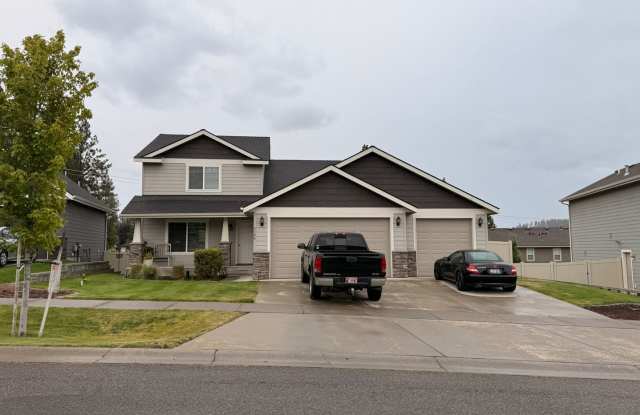 Three Car Garage! photos photos Three Car Garage! photos photos