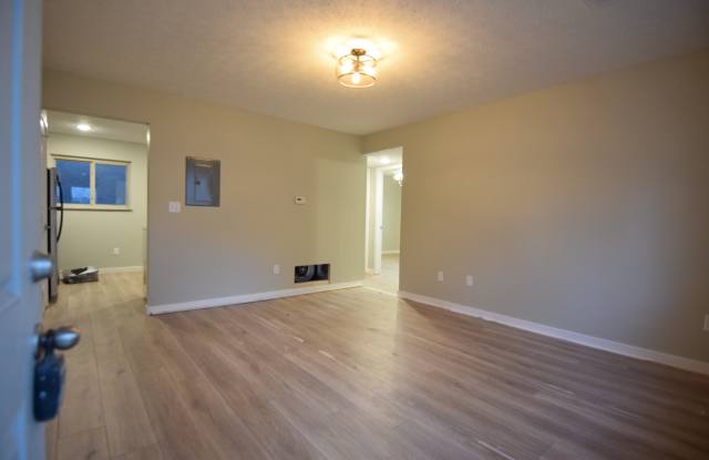 1296 Courtland Avenue Apt A photos photos