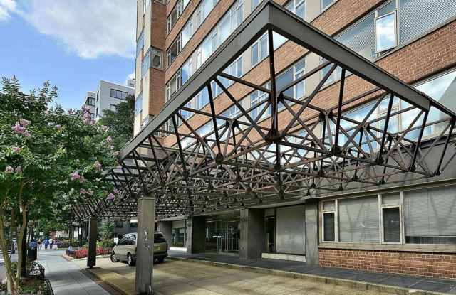 Renovated 1/1 in Dupont Circle! All Utilities Included! photos photos