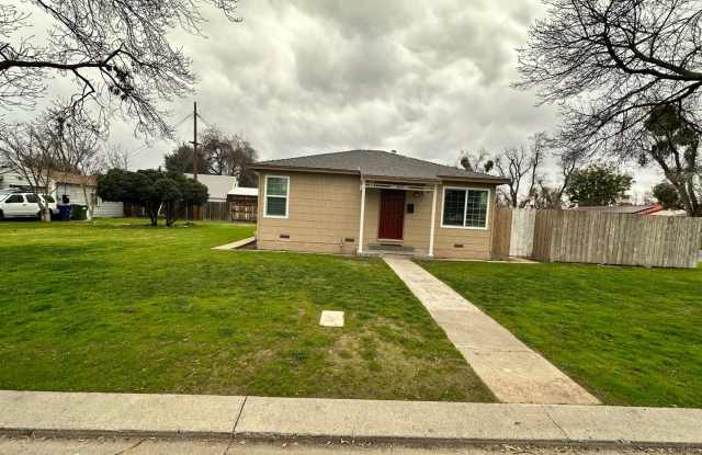 Updated 2-bedroom cottage in La Loma neighborhood! photos photos Updated 2-bedroom cottage in La Loma neighborhood! photos photos
