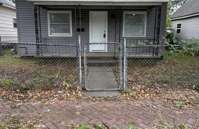 Cozy 3br/1ba Single Family Home - Move In Ready! Gallery 1