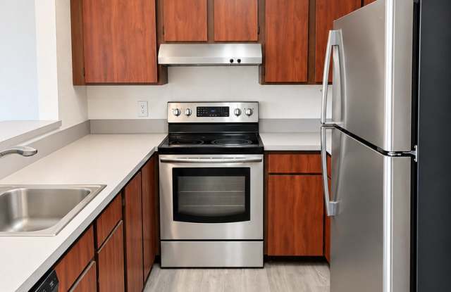*Spacious 2BR/1.5BA Condo – In-Unit Laundry, 2 Parking Spaces & Pool* Gallery 1