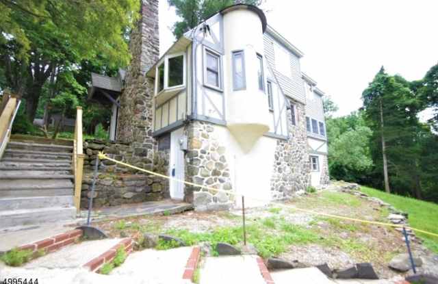 217 E SHORE TRL Gallery 2