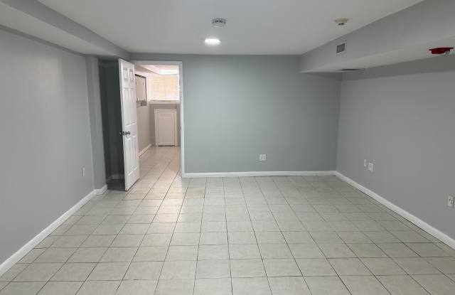 2516 S BROAD Street unit: Lower Level - 2516 South Broad Street, Philadelphia, PA 19145 2516 S BROAD Street unit: Lower Level - 2516 South Broad Street, Philadelphia, PA 19145