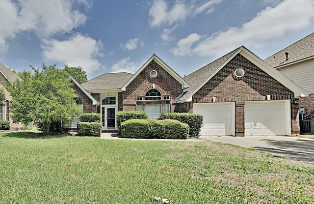 2116 Idlewood Dr - 2116 Idlewood Drive, Grapevine, TX 76051
