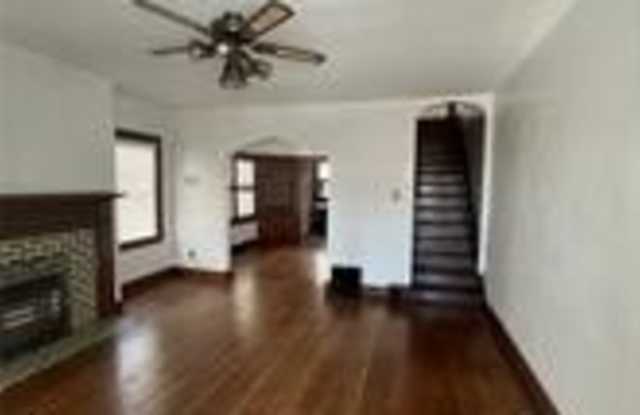 2928 Marshall Rd Gallery 4