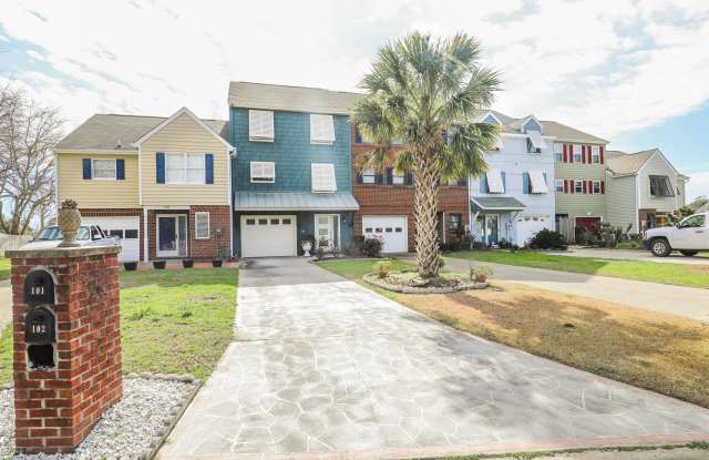 102 E Bay Drive - 102 East Bay Drive, Sneads Ferry, NC 28460
