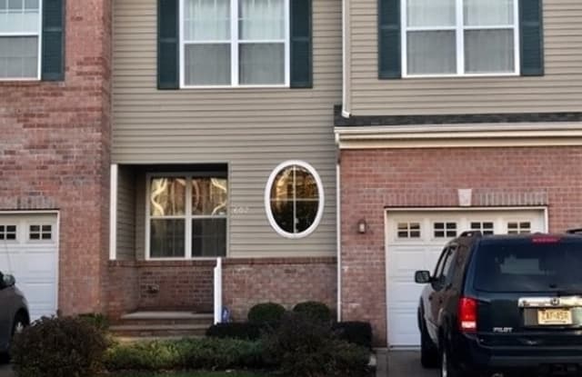 602 Juniper Ct - 602 Corporate Place, Franklin Center, NJ 08873