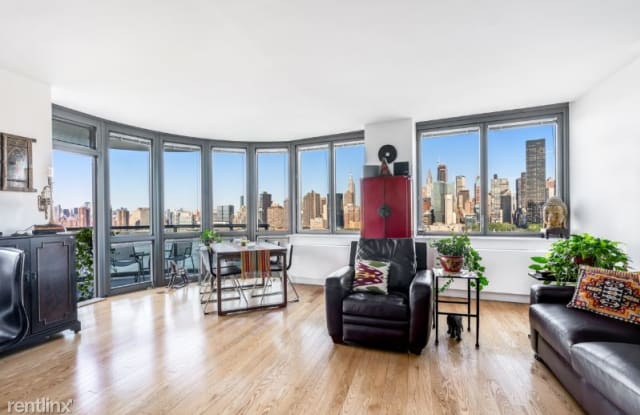 45 Center blvd - 45 Center Boulevard, Queens, NY 11109