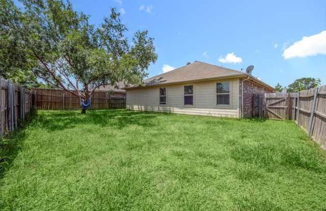 1604 Bob Dr Gallery 4