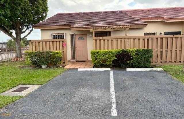 13410 SW 16th Ln photos photos