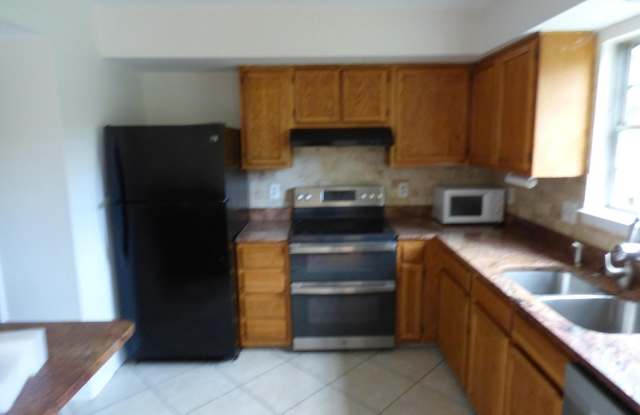13422 COUNTRY RIDGE Drive Gallery 4